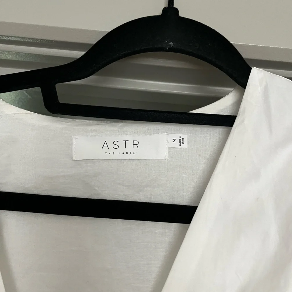 ASTR the Label dress - Picture 4 of 4